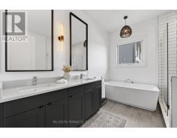 2572 LUCAS AVENUE - 25