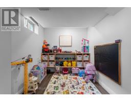 51 HICKORY BOULEVARD W - 32