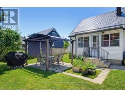 3 PARKSIDE DRIVE - 36