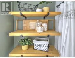 272 ELGIN STREET - 25
