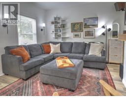 272 ELGIN STREET - 6