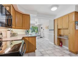 120 CHAMPLAIN CRESCENT - 11