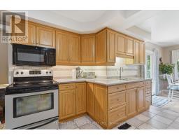 120 CHAMPLAIN CRESCENT - 13