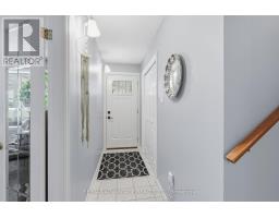 120 CHAMPLAIN CRESCENT - 6