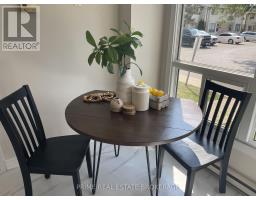44 - 355 SANDRINGHAM CRESCENT - 4