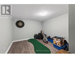 41 LUTON CRESCENT - 39