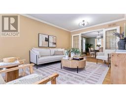 488 SUNNYSIDE CRESCENT - 3