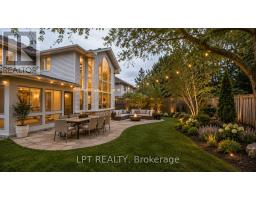 488 SUNNYSIDE CRESCENT - 36