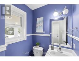 111 GERALD CRESCENT - 21