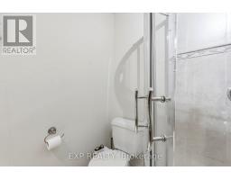111 GERALD CRESCENT - 32