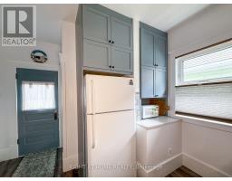 114 COLLEGE AVENUE - 8
