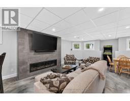 51 SNIDER CRESCENT - 29