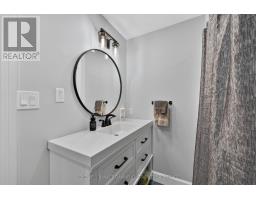 51 SNIDER CRESCENT - 34