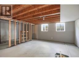 590 OAKRIDGE DRIVE - 32