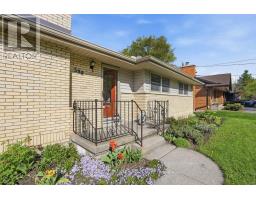 590 OAKRIDGE DRIVE - 6