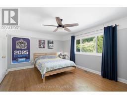 5 QUEEN MARY CRESCENT - 24