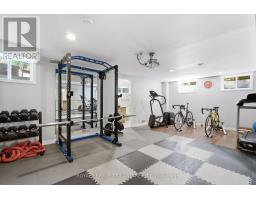 5 QUEEN MARY CRESCENT - 28