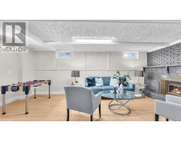 167 CARLYLE DRIVE - 17