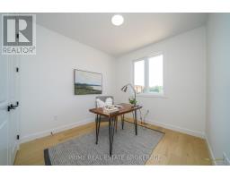 70 - 13 COASTAL CRESCENT - 18