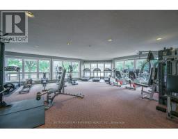 202 - 15 JACKSWAY CRESCENT - 16
