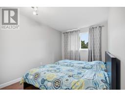 4 - 50 CHAPMAN COURT - 15