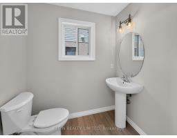 30 HEMLOCK CRESCENT - 5