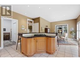 1796 GAINSBOROUGH ROAD - 21