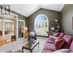 1796 GAINSBOROUGH ROAD - 24