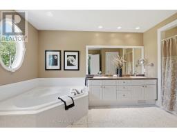 1796 GAINSBOROUGH ROAD - 27