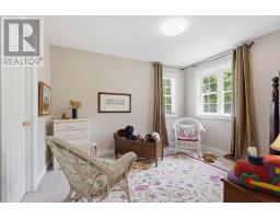 1796 GAINSBOROUGH ROAD - 32