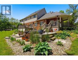 1796 GAINSBOROUGH ROAD - 37