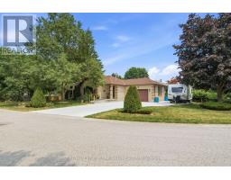 12 SHEPHERD AVENUE - 3