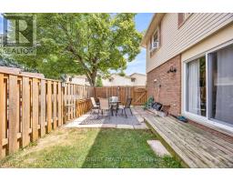 92 - 230 CLARKE ROAD - 39