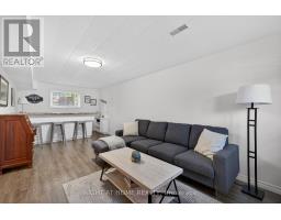 670 GLENGYLE CRESCENT - 30
