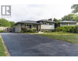 32 MENDIP CRESCENT - 3