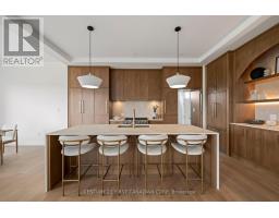 207 FOXBOROUGH PLACE - 3