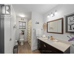 902 RAILTON AVENUE - 11