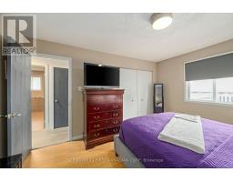 902 RAILTON AVENUE - 13
