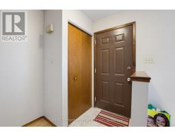 581 DEVERON CRESCENT - 32