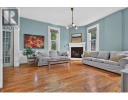 7 MACNAB STREET - 12