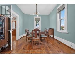 7 MACNAB STREET - 9