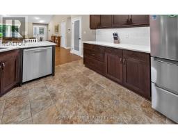 2 NOBLE LANE - 16