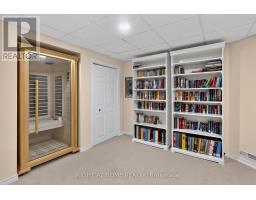 2 NOBLE LANE - 34