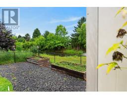 2 NOBLE LANE - 44