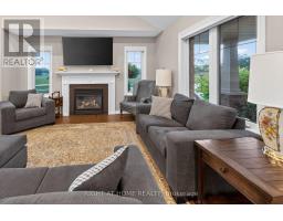 2 NOBLE LANE - 8
