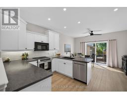 43 MAPLERIDGE CRESCENT - 11