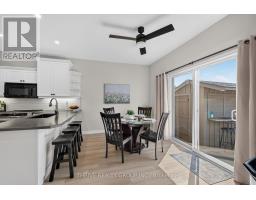 43 MAPLERIDGE CRESCENT - 14