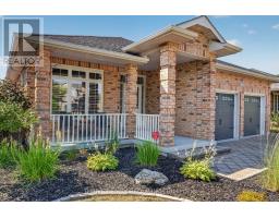 43 MAPLERIDGE CRESCENT - 2