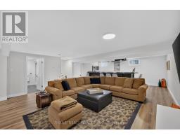 43 MAPLERIDGE CRESCENT - 29