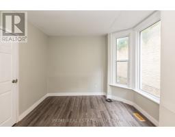 46 STANLEY STREET - 21